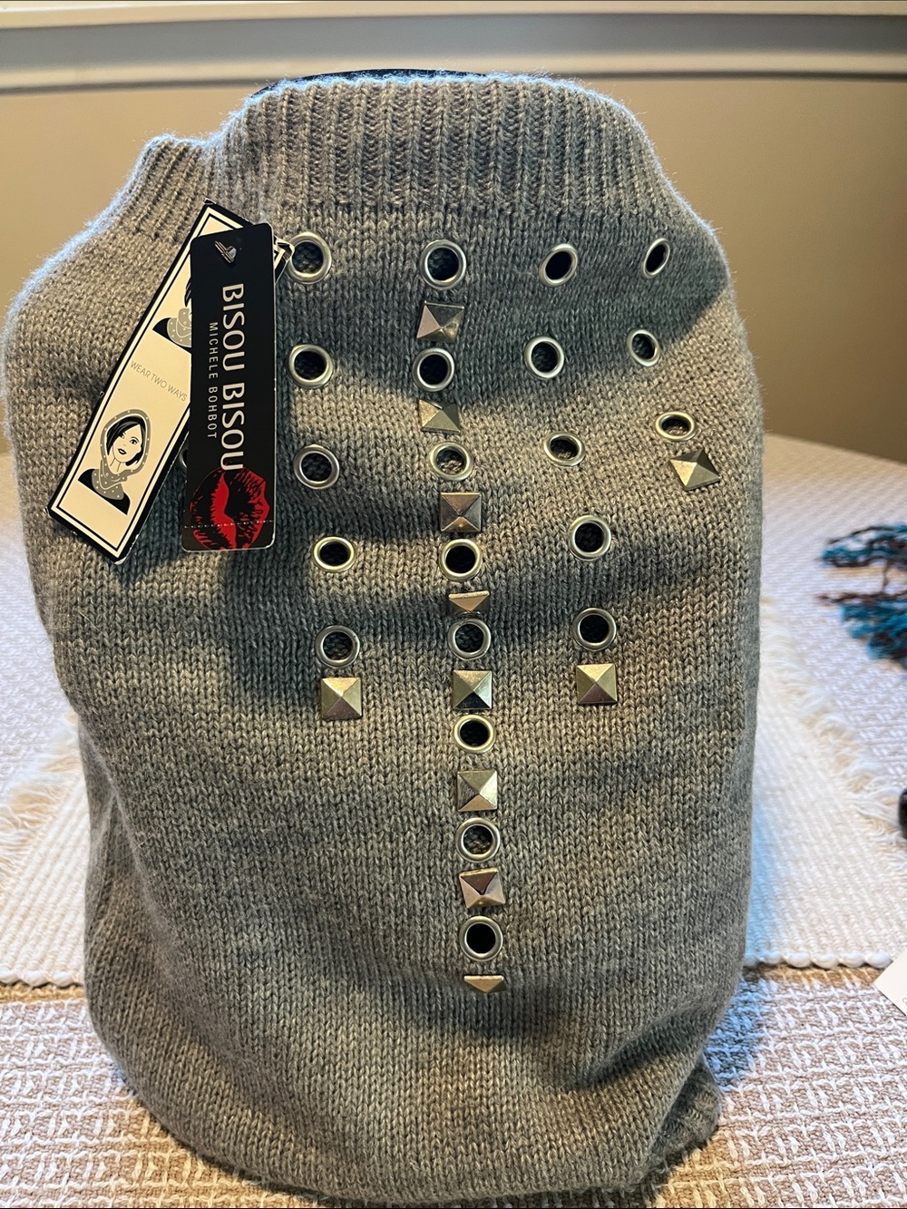 NWT Bisou Bisou Gray Studded neck wrap scarf